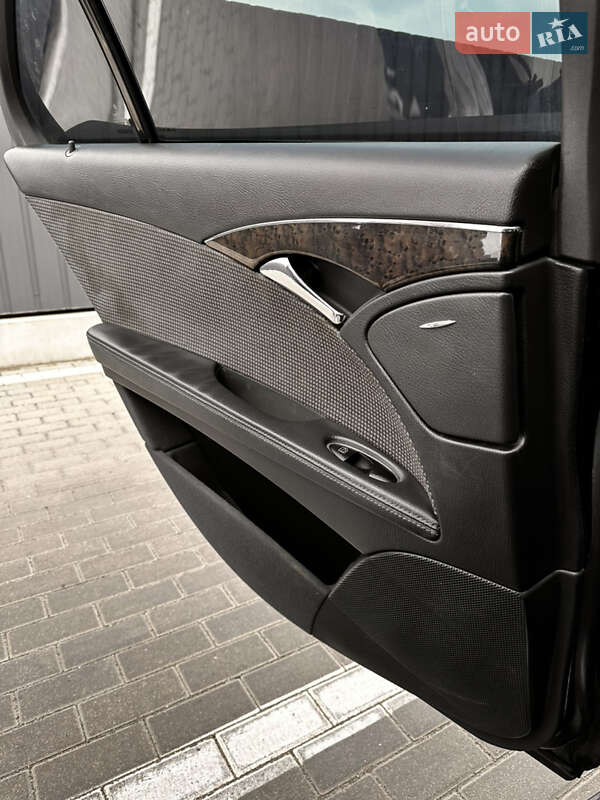 Седан Mercedes-Benz E-Class 2003 в Дубно фото 48 Седан Mercedes-Benz E-Class 2003 в Дубно