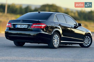 Седан Mercedes-Benz E-Class 2011 в 