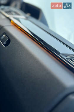 Седан Mercedes-Benz E-Class 2011 в 