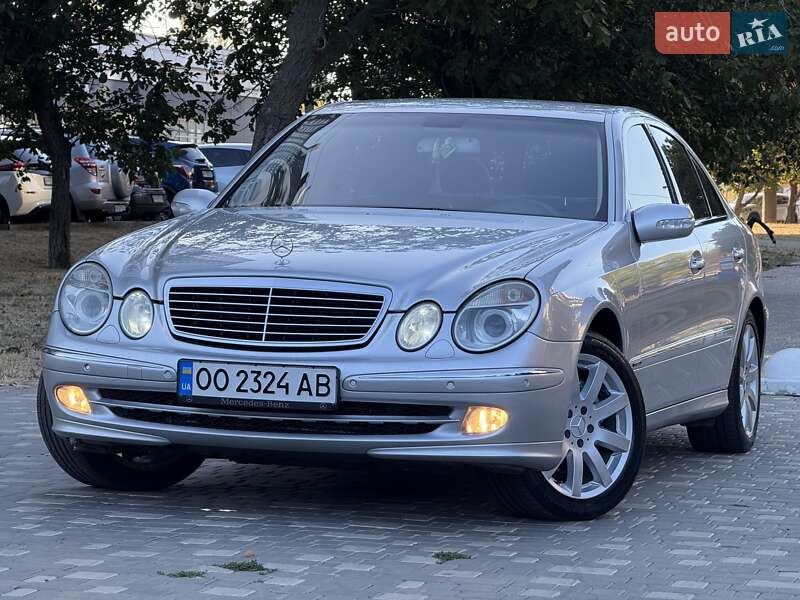 Седан Mercedes-Benz E-Class 2005 в Одесі