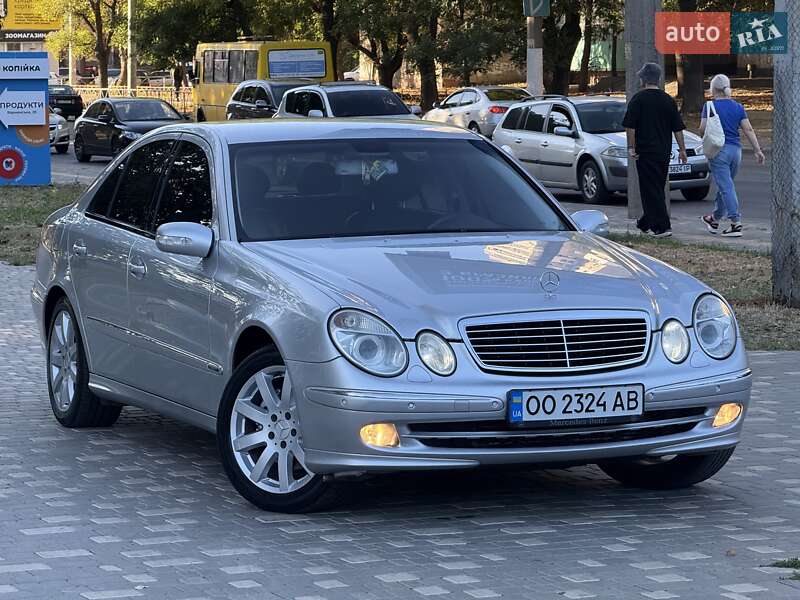 Седан Mercedes-Benz E-Class 2005 в Одесі