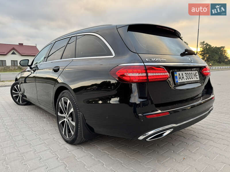 Универсал Mercedes-Benz E-Class 2022 в Тернополе