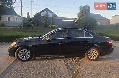 Седан Mercedes-Benz E-Class 2012 в 