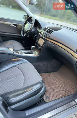 Седан Mercedes-Benz E-Class 2003 в 