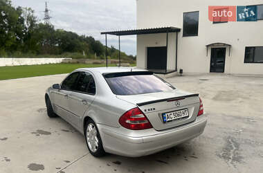 Седан Mercedes-Benz E-Class 2002 в  фото 9 Седан Mercedes-Benz E-Class 2002 в