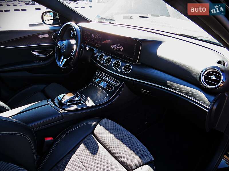 Седан Mercedes-Benz E-Class 2019 в Черкассах