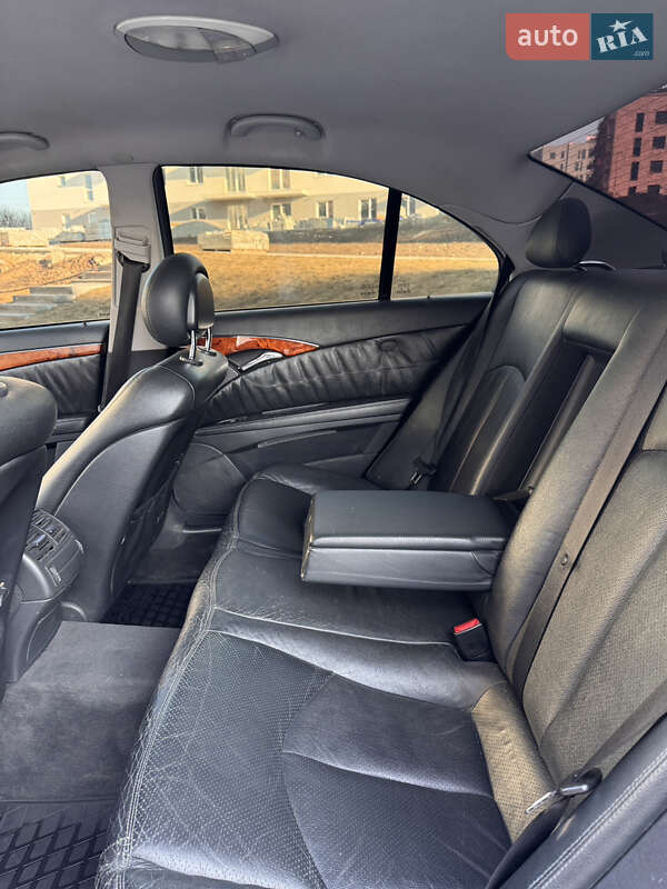 Седан Mercedes-Benz E-Class 2004 в Ивано-Франковске