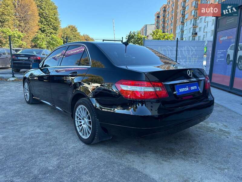Седан Mercedes-Benz E-Class 2012 в Вінниці