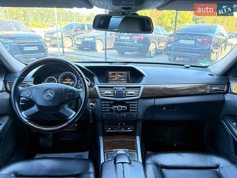 Седан Mercedes-Benz E-Class 2012 в Вінниці