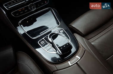Седан Mercedes-Benz E-Class 2016 в 