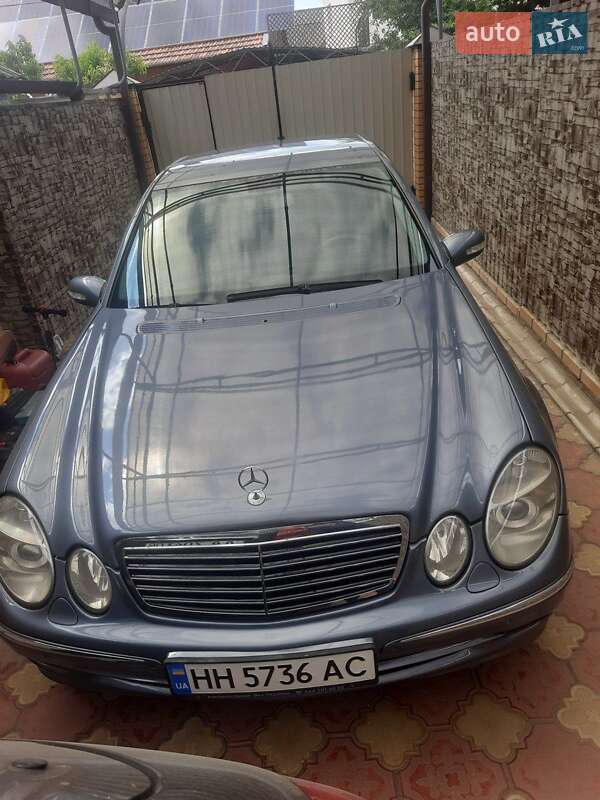 Mercedes-Benz E-Class 2003 Mercedes-Benz E-Class 2003