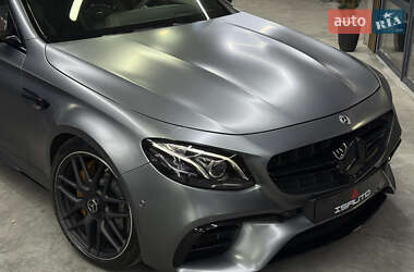 Седан Mercedes-Benz E-Class 2018 в 