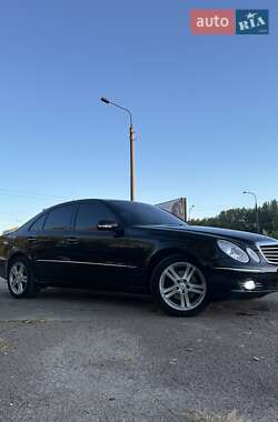 Седан Mercedes-Benz E-Class 2008 в 