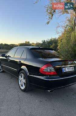 Седан Mercedes-Benz E-Class 2008 в 