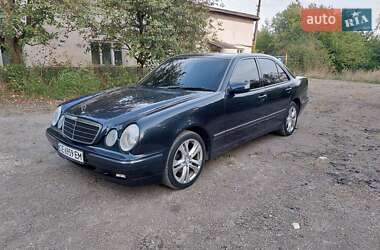 Седан Mercedes-Benz E-Class 2001 в 