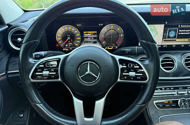 Седан Mercedes-Benz E-Class 2019 в 