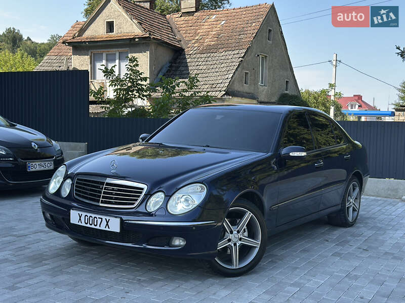 Mercedes-Benz E-Class 2005