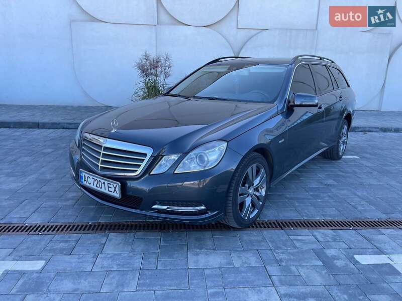 Универсал Mercedes-Benz E-Class 2011 в Луцке фото 31 Универсал Mercedes-Benz E-Class 2011 в Луцке