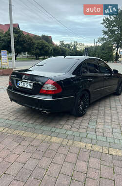 Седан Mercedes-Benz E-Class 2008 в 