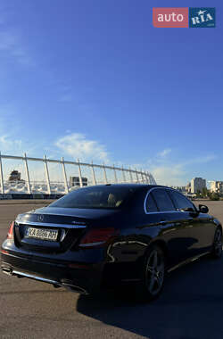 Седан Mercedes-Benz E-Class 2016 в 