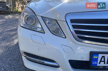 Седан Mercedes-Benz E-Class 2012 в 