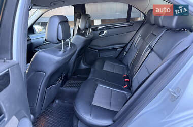 Седан Mercedes-Benz E-Class 2011 в 