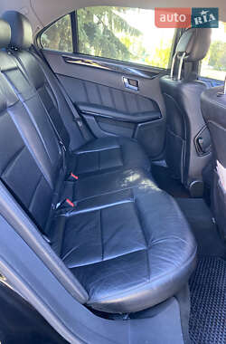 Седан Mercedes-Benz E-Class 2011 в 
