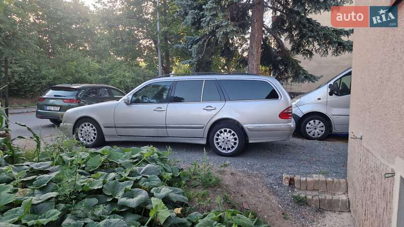 Універсал Mercedes-Benz E-Class 2001 в Львові