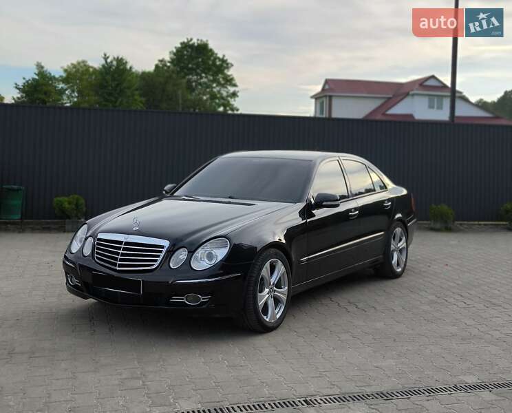 Седан Mercedes-Benz E-Class 2007 в Ивано-Франковске
