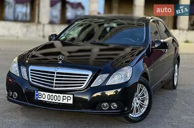 Седан Mercedes-Benz E-Class 2009 в 