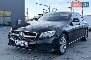 Седан Mercedes-Benz E-Class 2017 в 