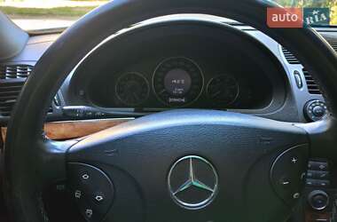 Седан Mercedes-Benz E-Class 2004 в 