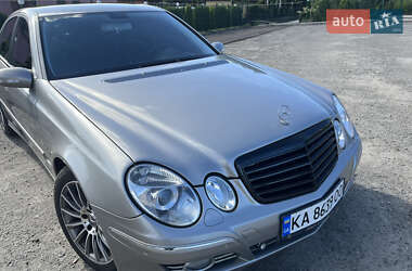 Седан Mercedes-Benz E-Class 2003 в Києві