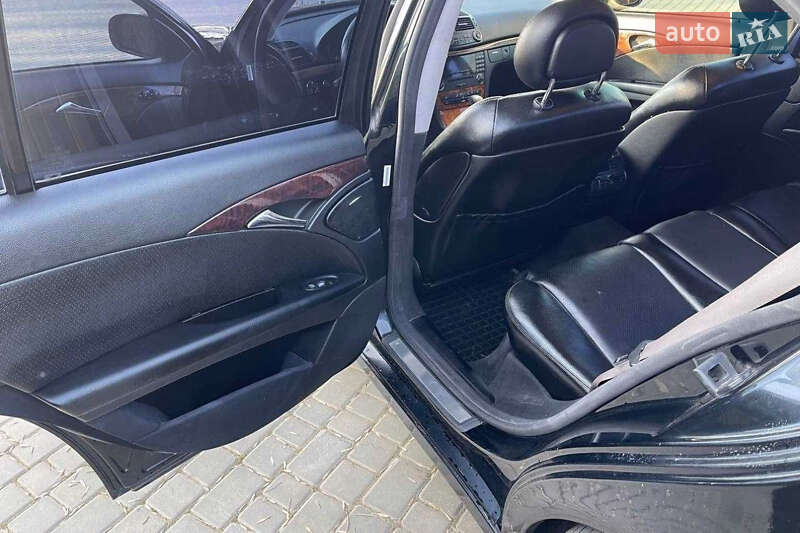 Седан Mercedes-Benz E-Class 2003 в Одессе