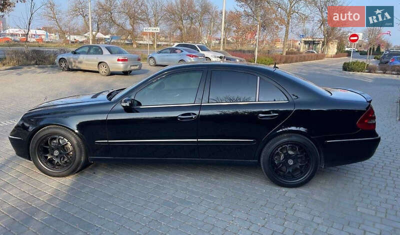 Седан Mercedes-Benz E-Class 2003 в Одессе