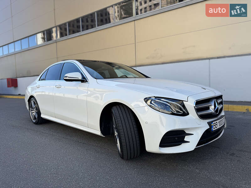 Седан Mercedes-Benz E-Class 2018 в 