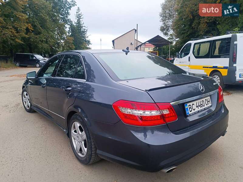 Седан Mercedes-Benz E-Class 2011 в Дрогобыче