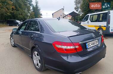 Седан Mercedes-Benz E-Class 2011 в 