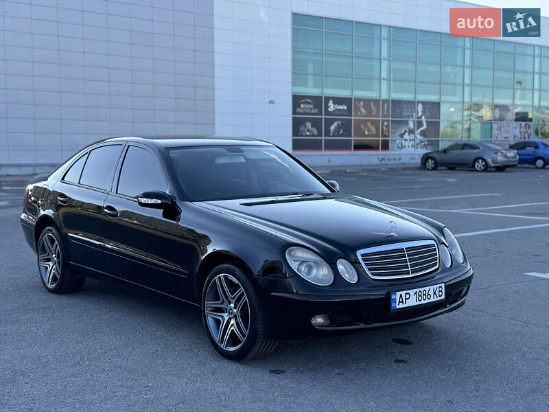Mercedes-Benz E-Class 2005