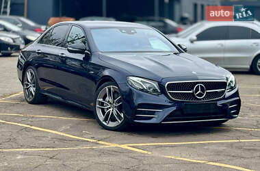 Седан Mercedes-Benz E-Class 2018 в Києві