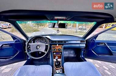 Универсал Mercedes-Benz E-Class 1987 в 