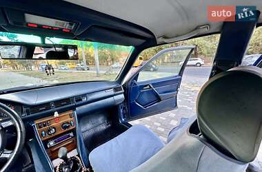 Универсал Mercedes-Benz E-Class 1987 в 