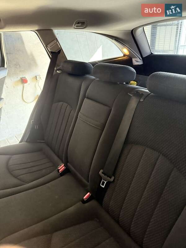 Универсал Mercedes-Benz E-Class 2007 в Новоселице