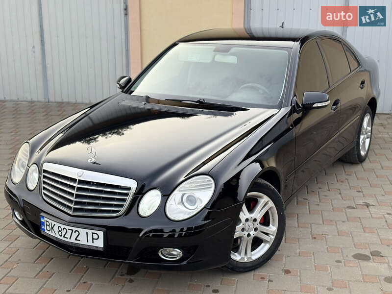 Седан Mercedes-Benz E-Class 2007 в Сарнах