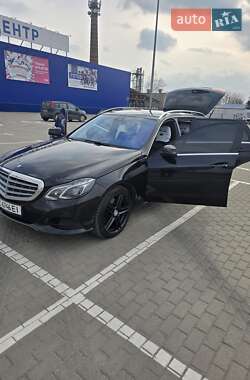 Универсал Mercedes-Benz E-Class 2014 в 