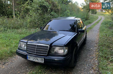 Седан Mercedes-Benz E-Class 1995 в 