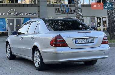Седан Mercedes-Benz E-Class 2004 в 