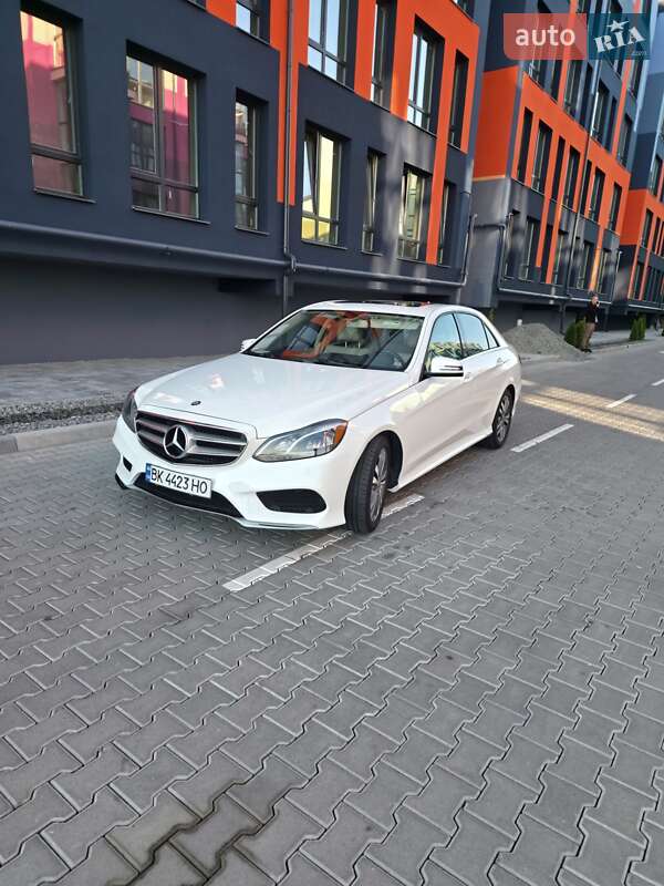Седан Mercedes-Benz E-Class 2015 в Рівному