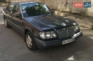 Седан Mercedes-Benz E-Class 1990 в Хмельницком
