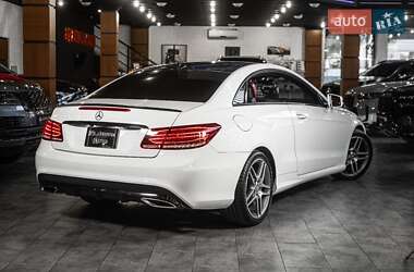 Купе Mercedes-Benz E-Class 2016 в 
